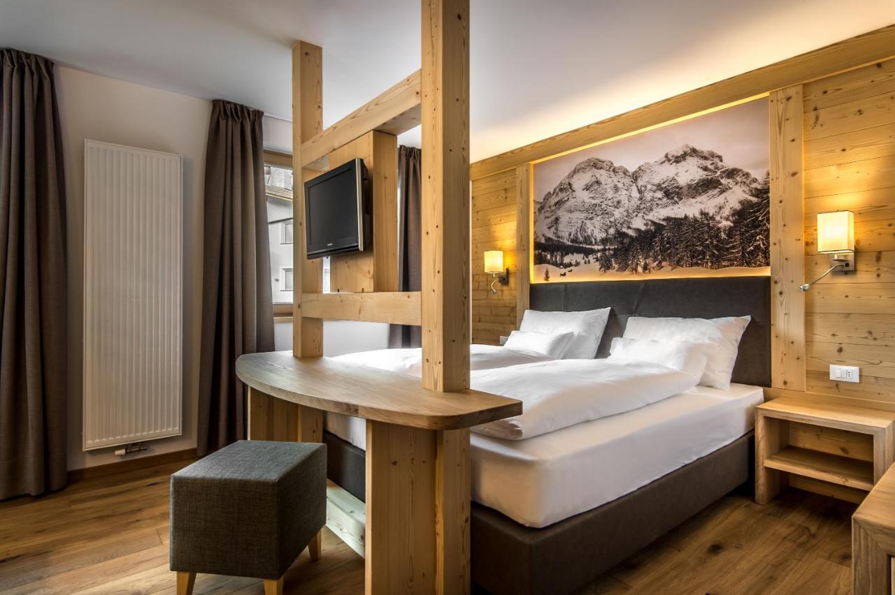 Garni Larix Hotel Colfosco Bagian luar foto