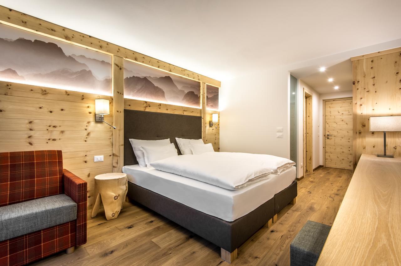 Garni Larix Hotel Colfosco Bagian luar foto
