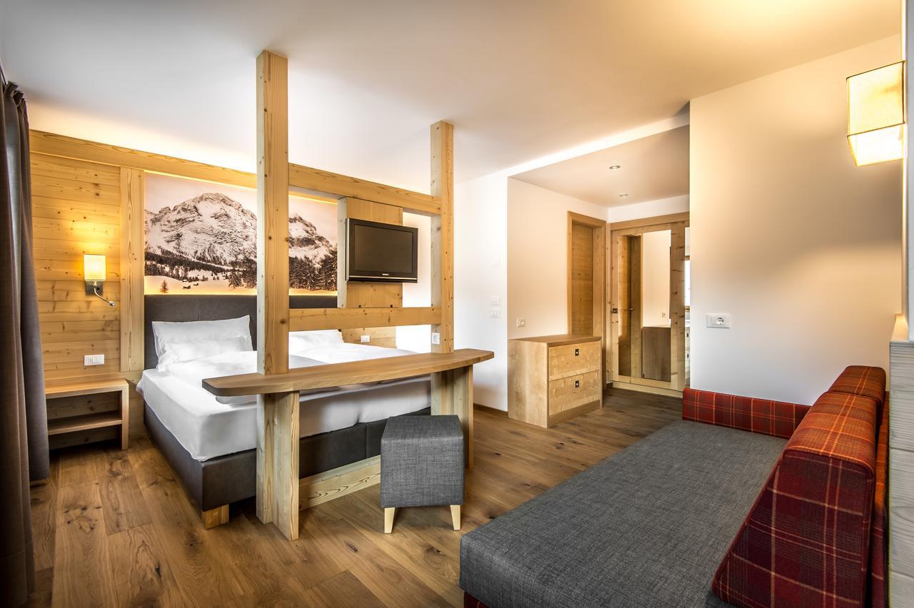 Garni Larix Hotel Colfosco Bagian luar foto